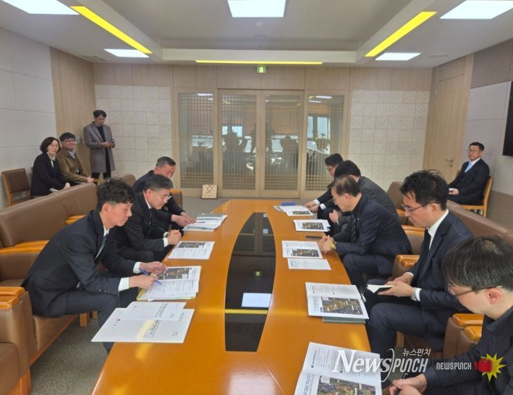 정성주 김제시장, 김윤덕 국토부장관 면담