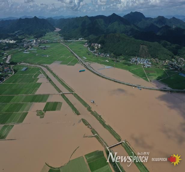 나주시 문평천 다시지구 구간이 재해예방사업 대상 지역으로 선정됐다. 사진은 지난 2020년 문평천 인근 대규모 침수 피해 모습.