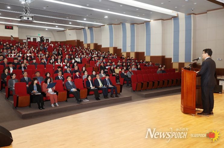 충북교육청, 공직기강 확립과 성희롱‧성폭력 예방 교육 실시