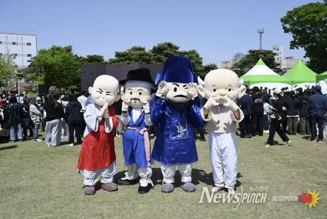 천만 관객 '왕과 사는 남자' 흥행에 '홍성' 성삼문 생가지 추모 물결 이어져~~
