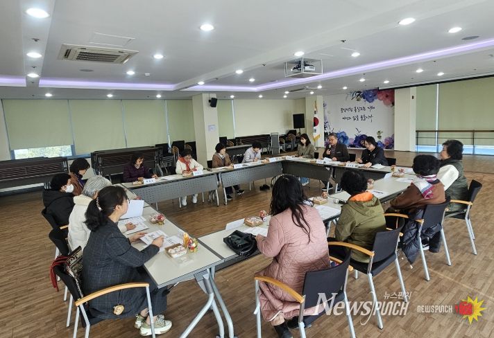 금산군 아이돌보미 집담회