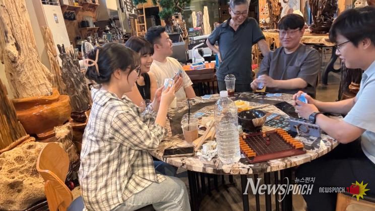 2025 소소한 호강 살짝취향모임_스톤트리