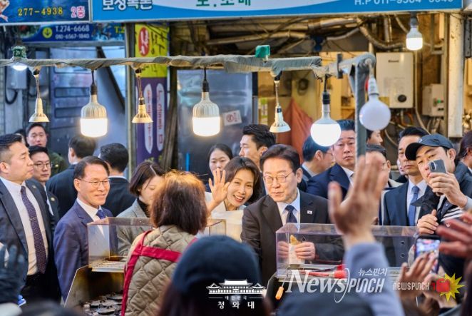 창원 반송시장 방문(청와대)