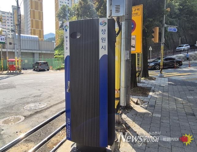 수도시설1.계측장비 지상화 판넬 사진