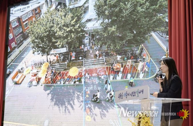 조영하 도만사 대표가 수원새빛포럼에서 강연하고 있다.