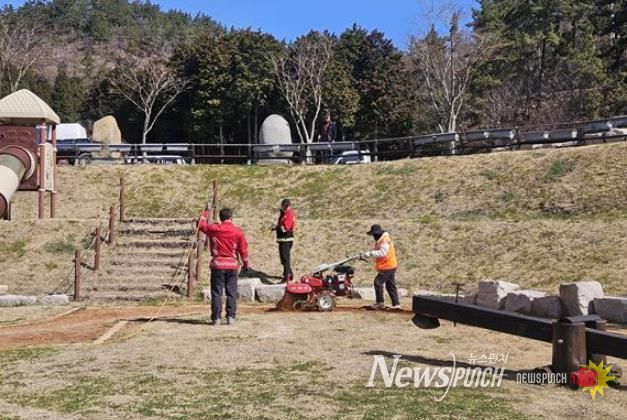 진도군, 춘분 맞아 운림산림욕장 환경정비