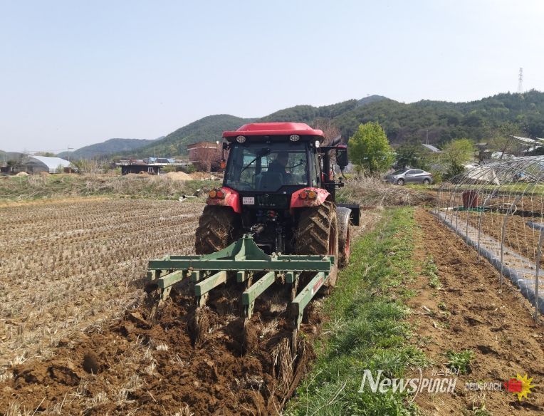 홍천군, 영농 취약 계층위한 농작업 대행 지원사업 운영