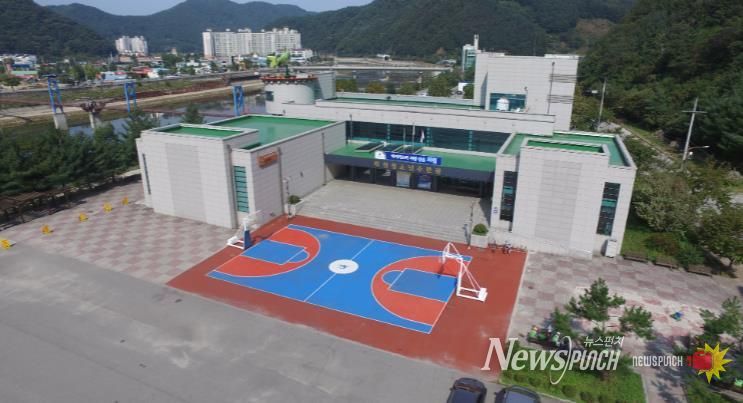 화천 청소년 수련관 전경