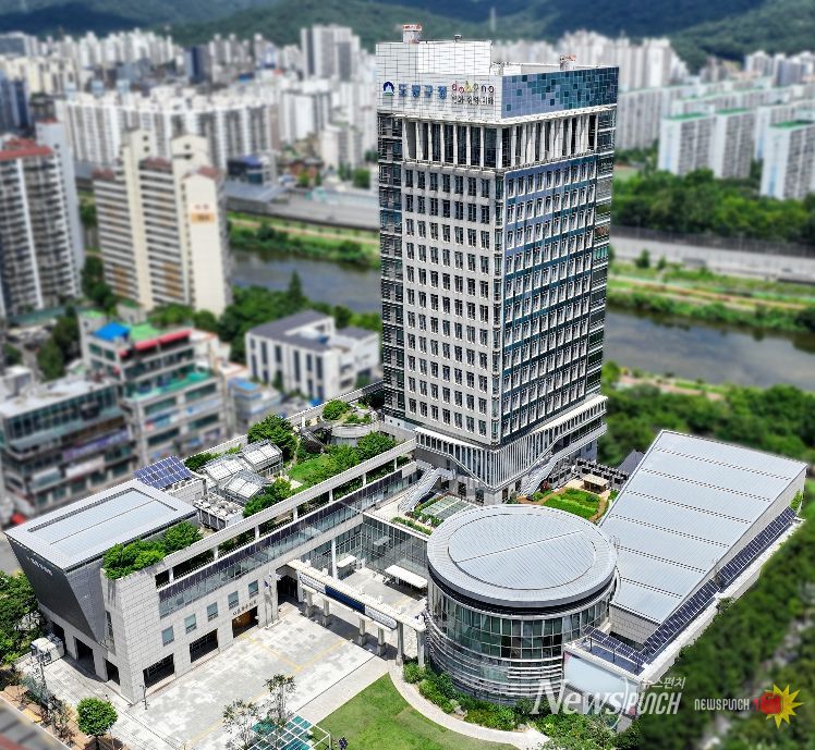 도봉구청사 외경