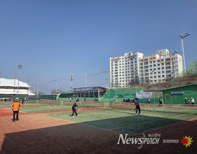 ‘제23회 정읍시장배 시니어 테니스 대회’