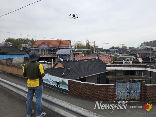 여수시가 지적재조사사업에 ‘3D 입체 드론 정밀 영상’ 기술을 도입해 율촌 득실지구(350필지, 156,361㎡)에 대한 3D드론 영상 촬영을 완료했다.