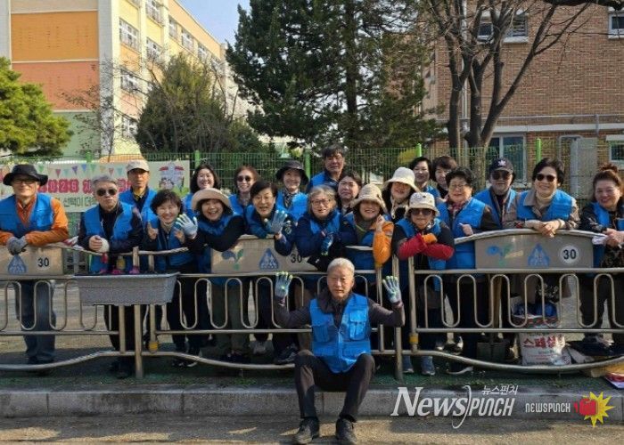 고양시 정발산동, 봄맞이 초화식재 행사 개최