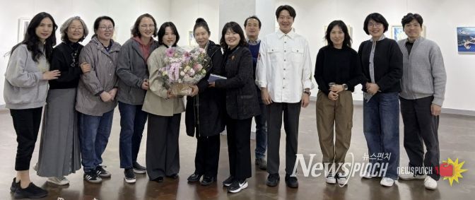 수원시 영통구 광교1동, 주민자치센터 프로그램 '수채화반 담빛회' 두번째 작품 전시회 개최
