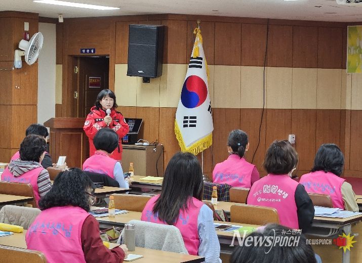 행복선생님들과 함께하는 산불 예방 홍보활동 전개
