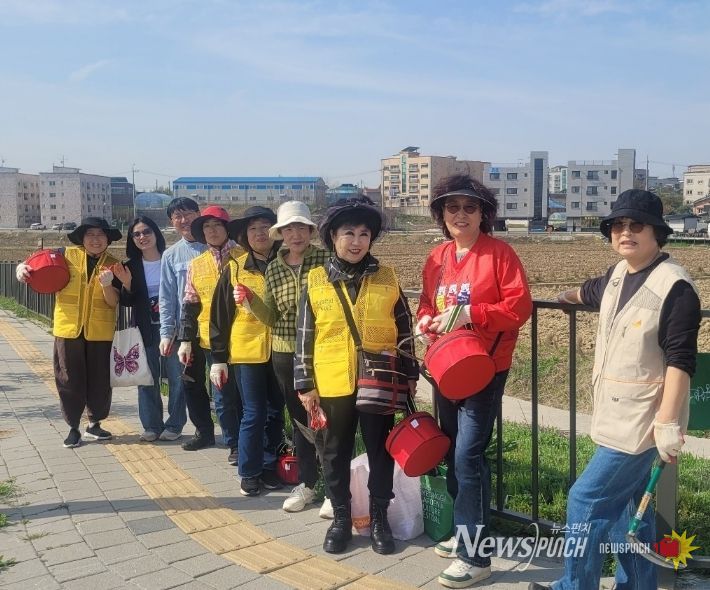 평택시, 오성 마을정원사들의 정원 가꾸기 열기