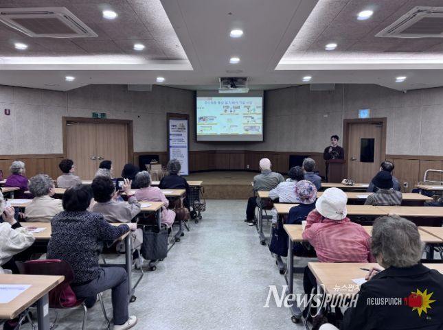 남양주시 동부보건소, 호평동성당 시니어아카데미와 손잡고 치매 예방 교육 실시